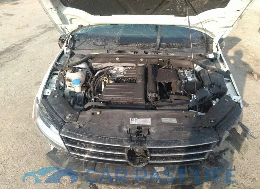 3VWDB7AJ1HM258299# 10