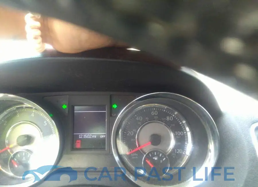 2C4RC1BG2FR637176# 7