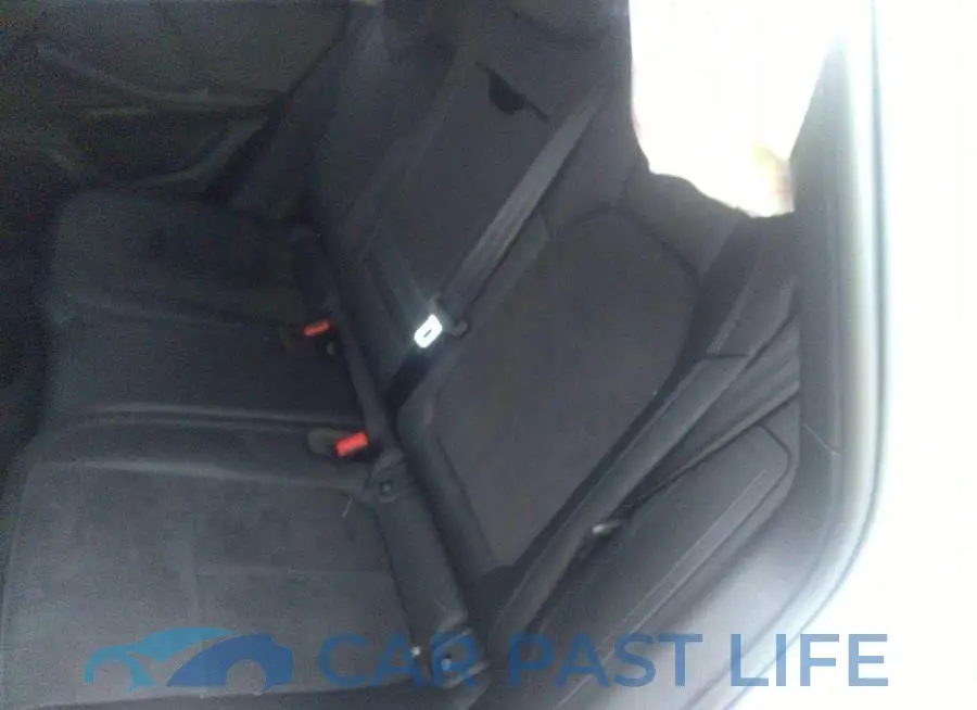 WP1AA2A52MLB11160# 8