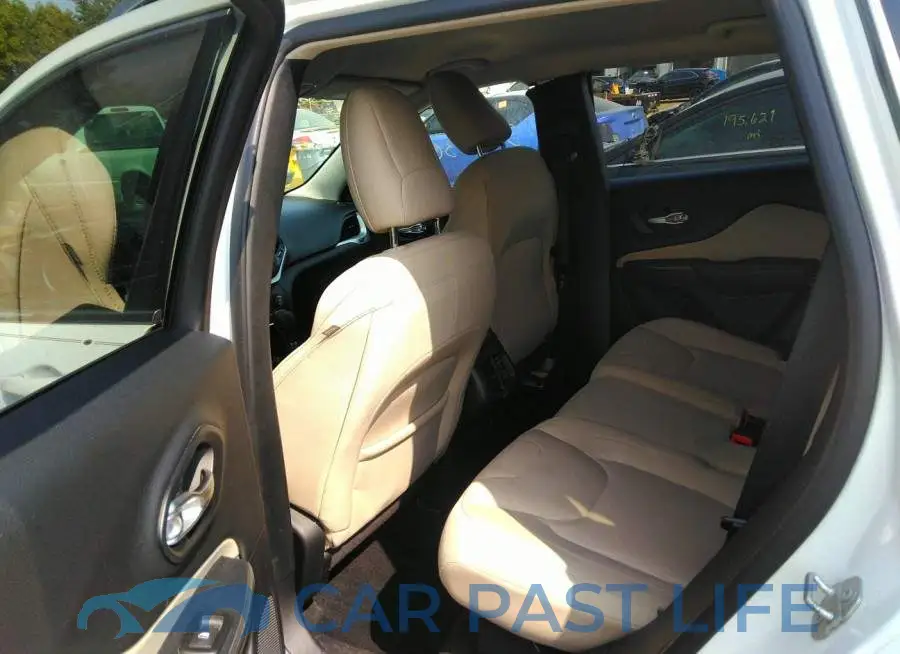 1C4PJMCS5GW118388# 8