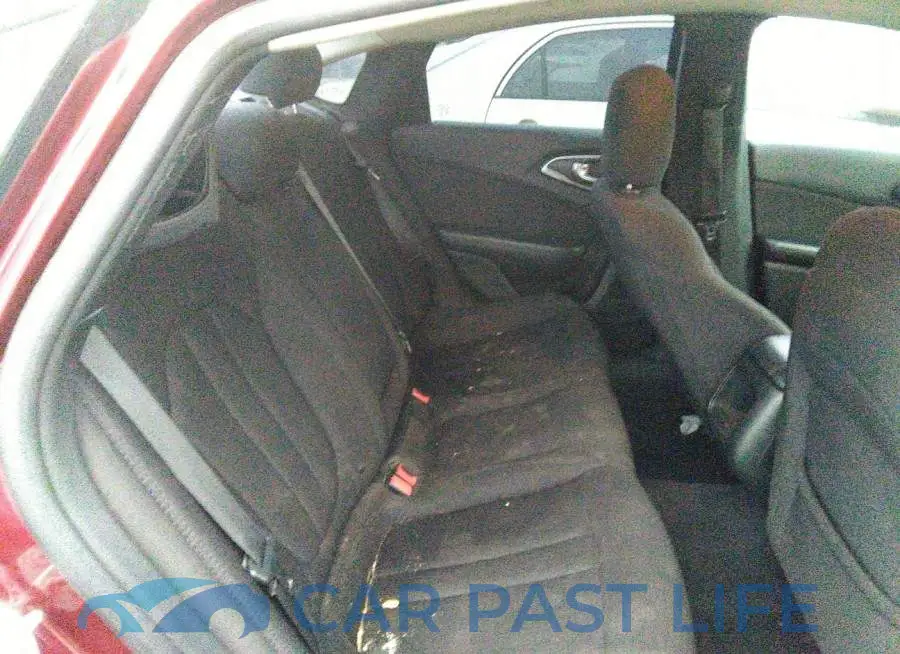 1C3CCCAB4FN571139# 8
