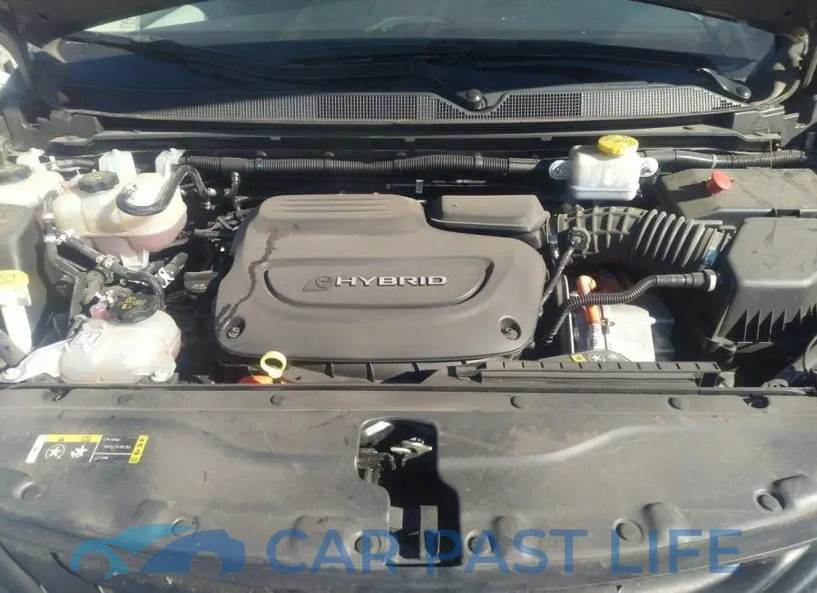 2C4RC1N73JR213512# 10