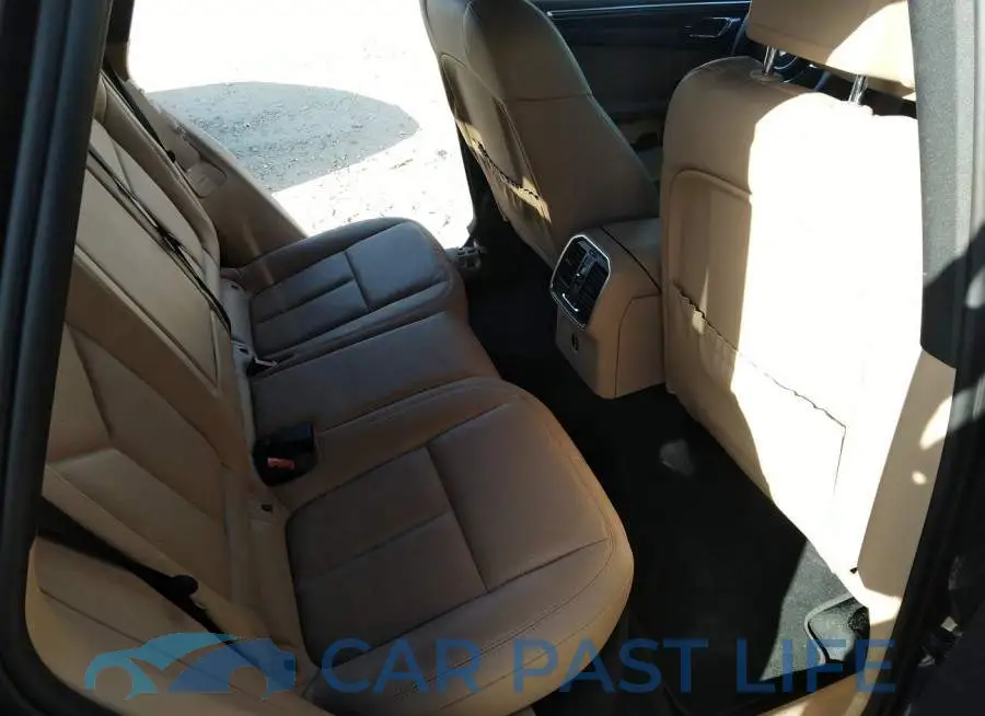 WP1AA2A53LLB15197# 8