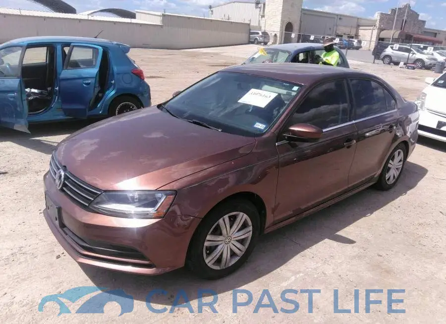 3VW2B7AJ8HM241099# 2