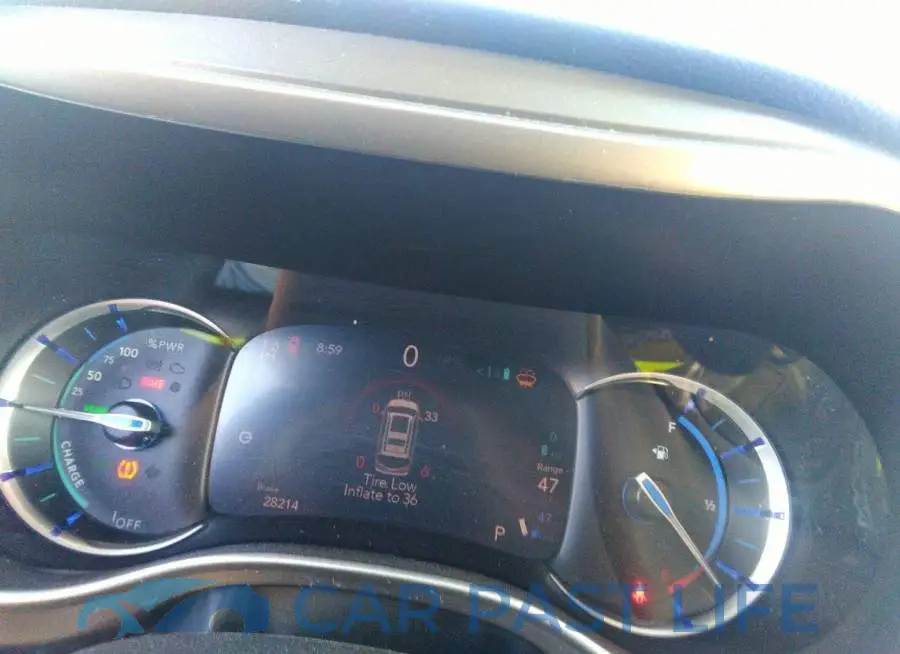 2C4RC1L74MR602800# 7