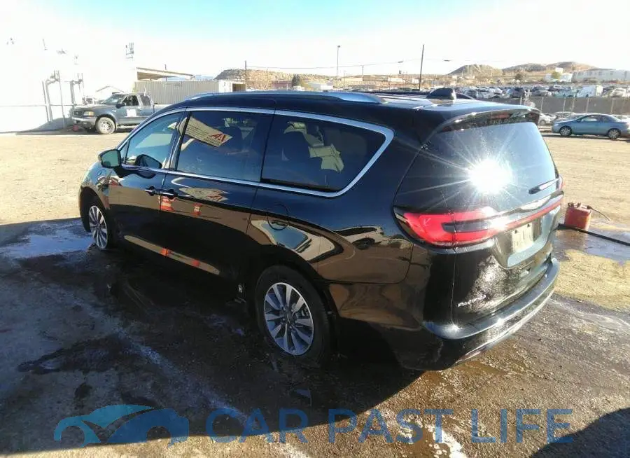 2C4RC1L74MR602800# 3