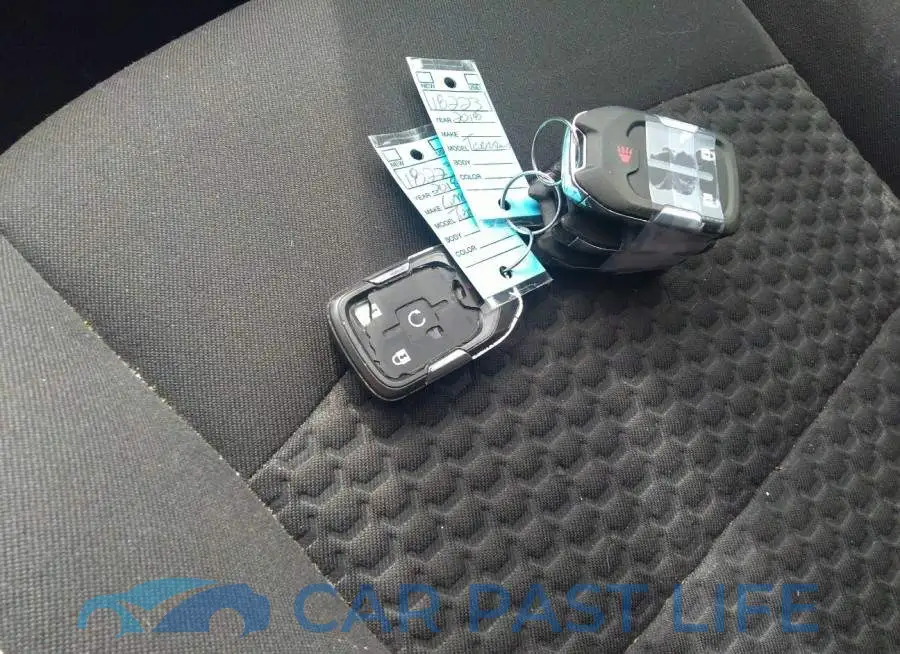 3GKALMEV1JL397041# 11