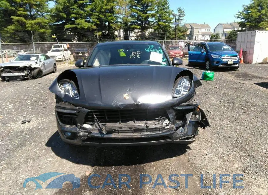 WP1AB2A50JLB35207# 6