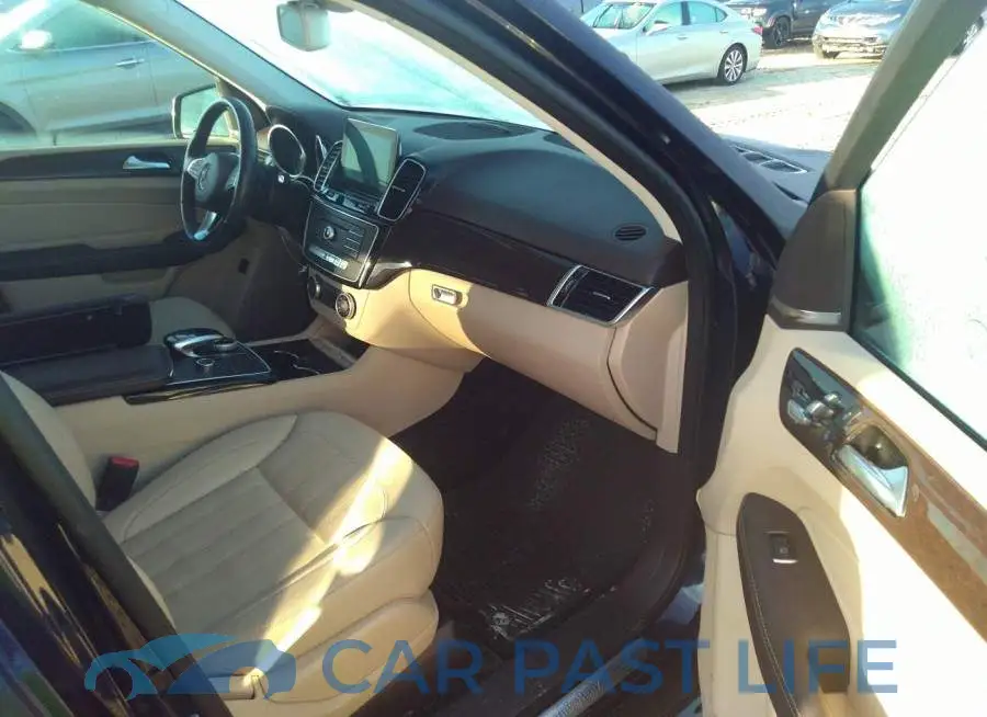 4JGDA5HB9GA795812# 5