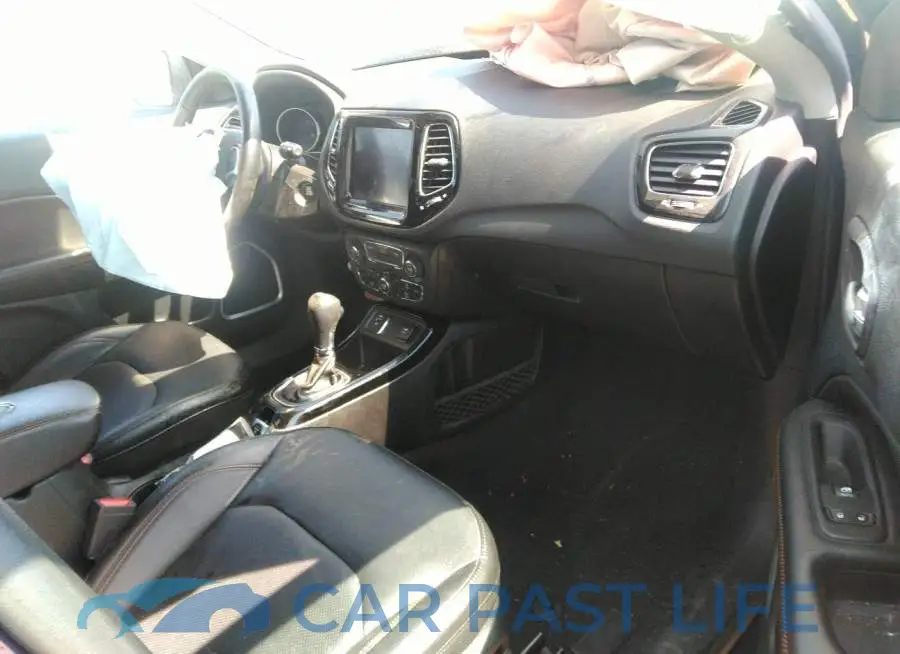 3C4NJCCB7LT211429# 8