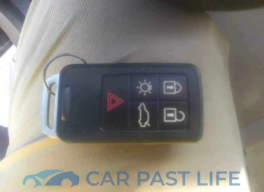 LYV402FK9GB110659# 11