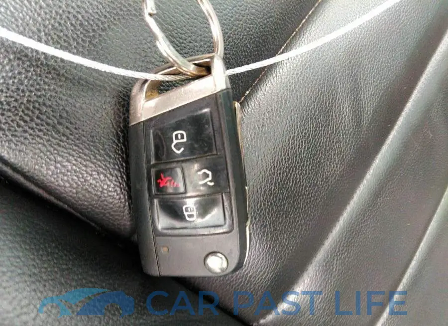 3VW447AU2GM027611# 11