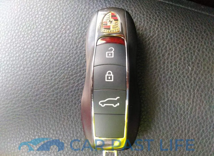 WP1AA2A50MLB09777# 11
