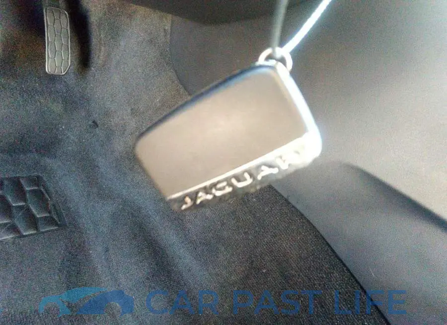SAJAF4BV3HA969219# 11