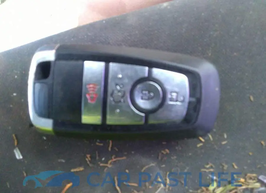 3FA6P0HDXHR121584# 11