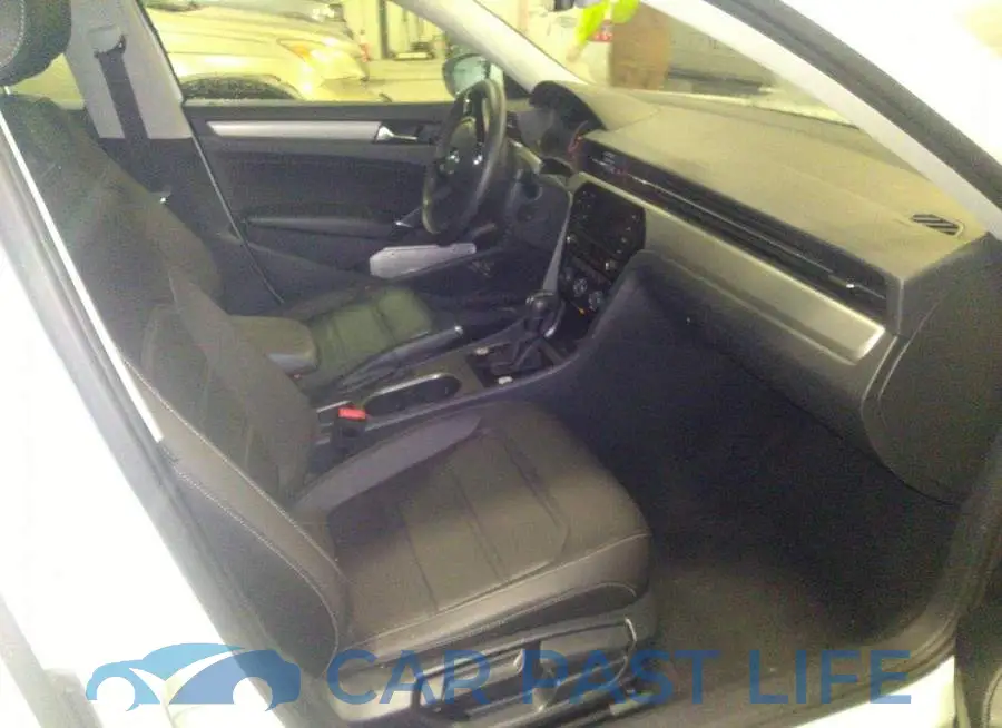 1VWSA7A37MC012719# 5