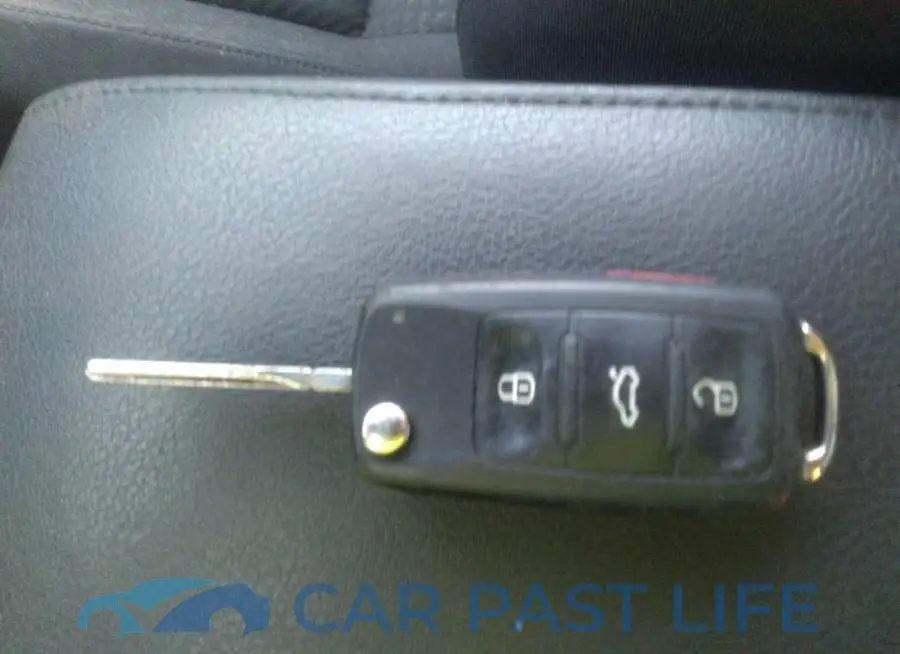 3VW2K7AJ3FM280907# 11