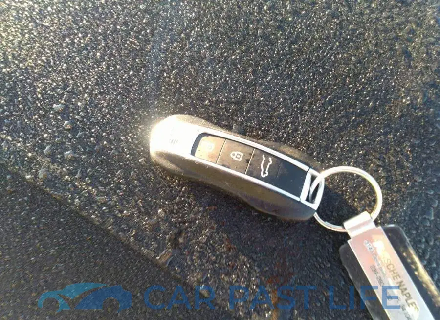WP1AF2AY8LDA39045# 11