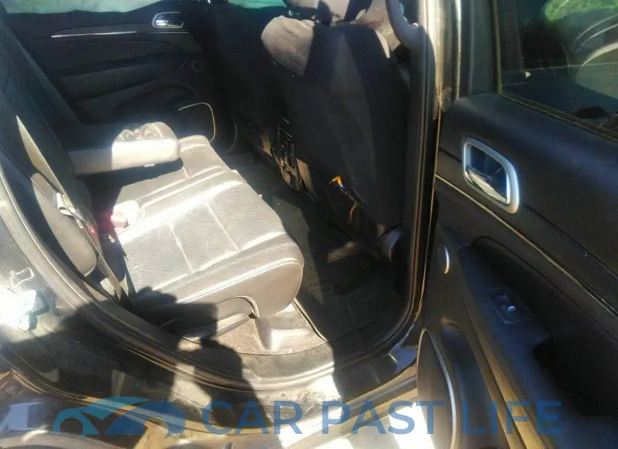 1C4RJFCG7JC179377# 8