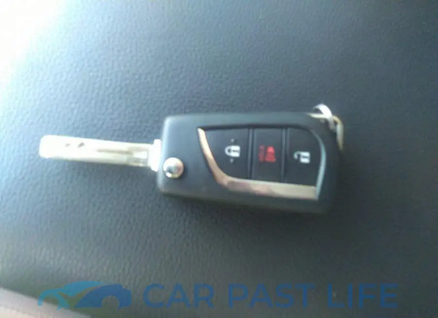 2T3H1RFV2MW146490# 11