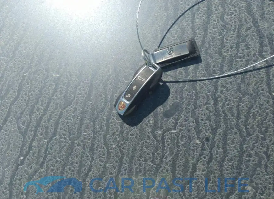WP0AA2A75JL111863# 11