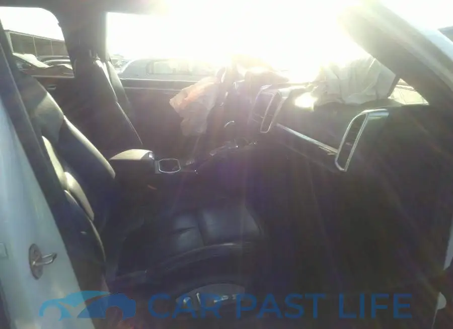 WP1AA2A2XGKA09041# 5