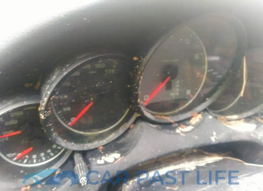 WP1AB2A26HLA51909# 7