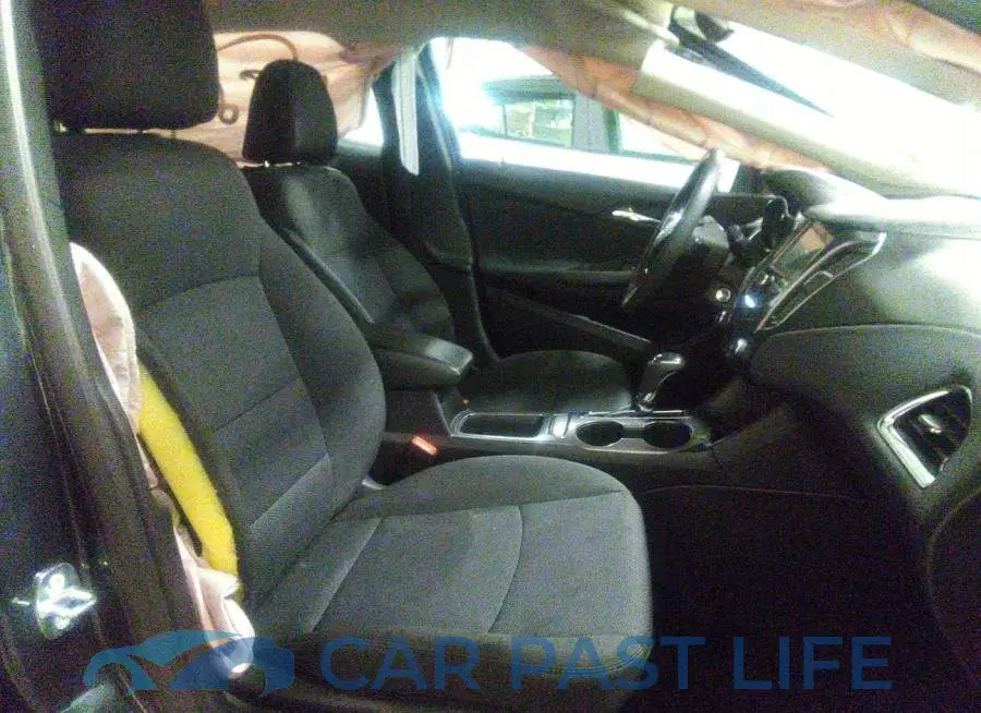 1G1BE5SM8J7132741# 5