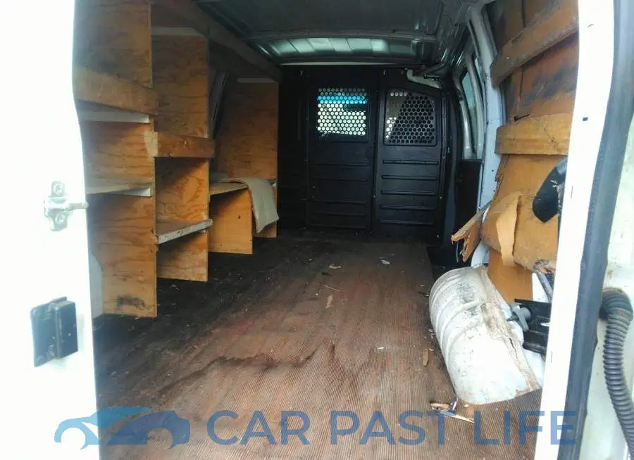 1GTW7AFG2J1911524# 8