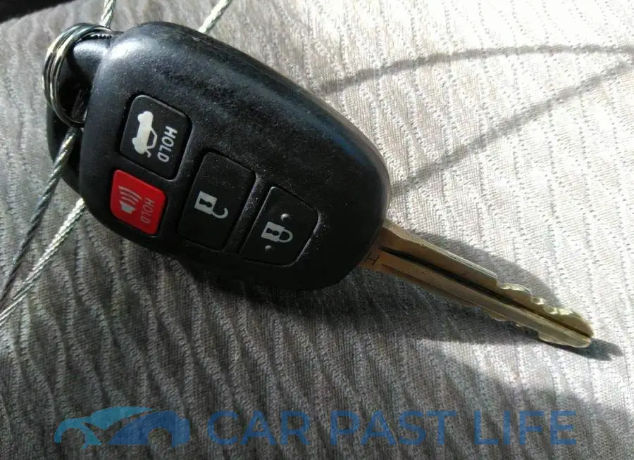 2T1BURHE9EC066643# 11