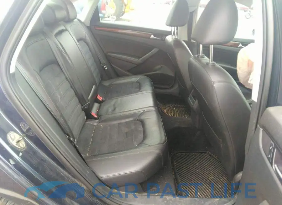 1VWCN7A35CC050182# 8