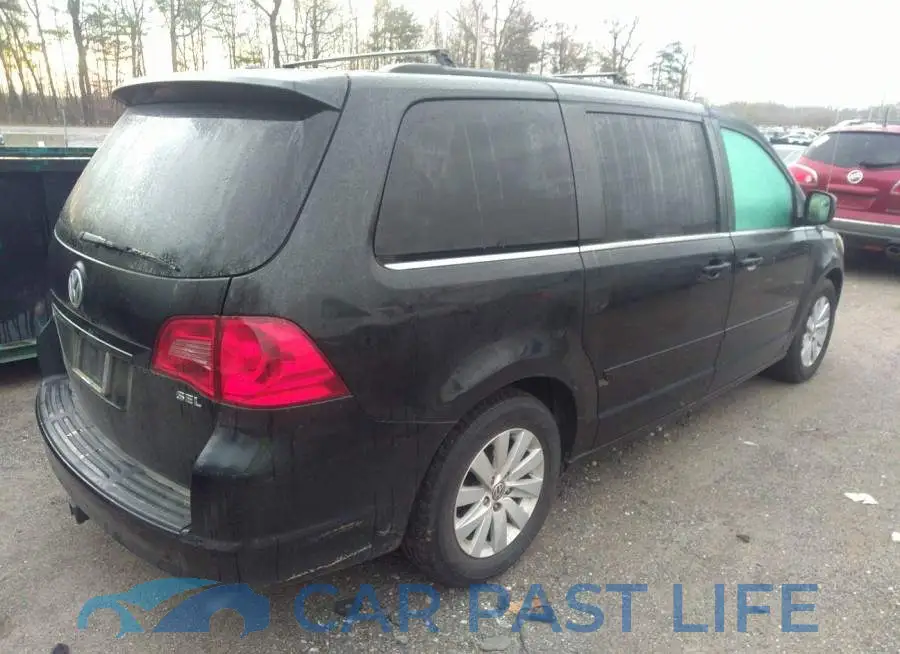 2C4RVACG9CR276288# 4