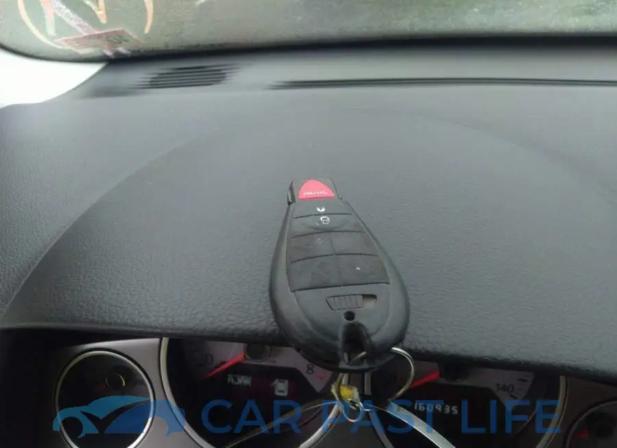 2C4RVACG9CR276288# 11