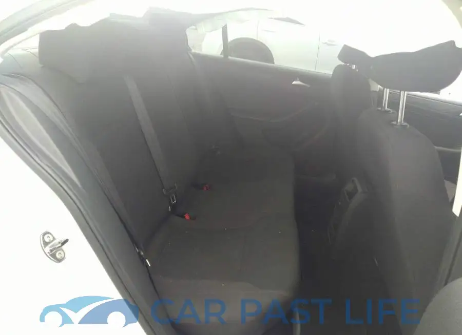 3VW2K7AJ8FM209959# 8