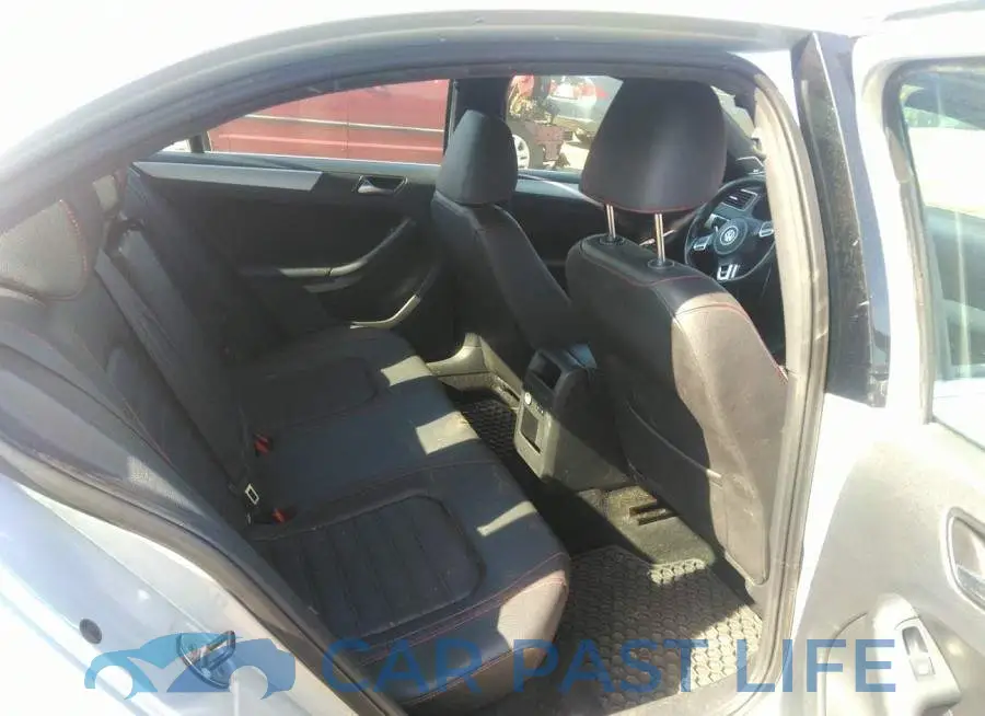 3VW467AJ4CM465489# 8