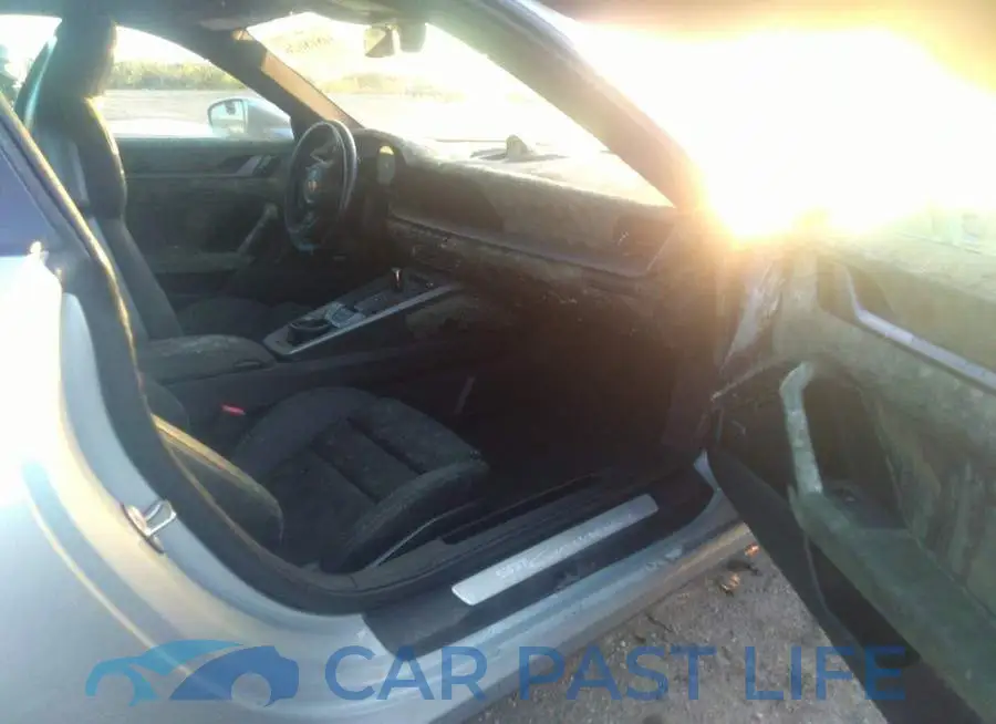WP0AB2A98MS221976# 5