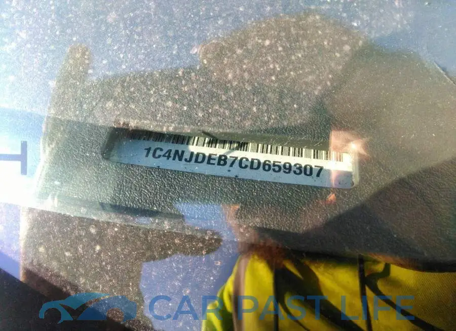 1C4NJDEB7CD659307# 9