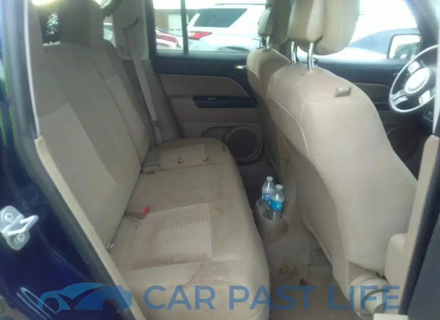 1C4NJPBA4ED881691# 8