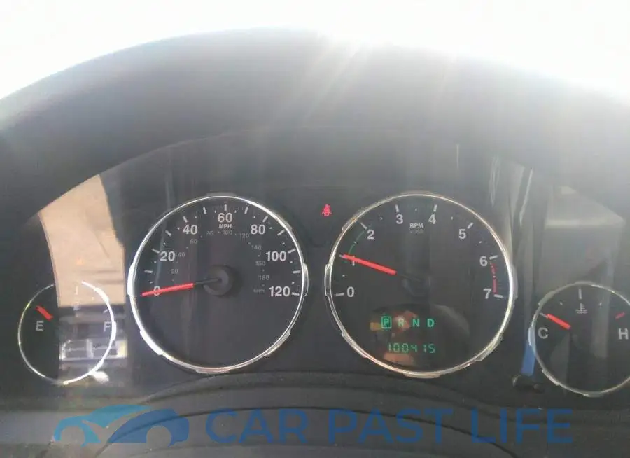 1C4PJLAK1CW103720# 7
