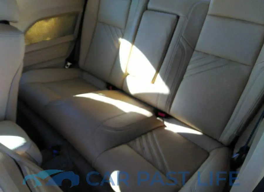 2C3CDZAG9FH764049# 8