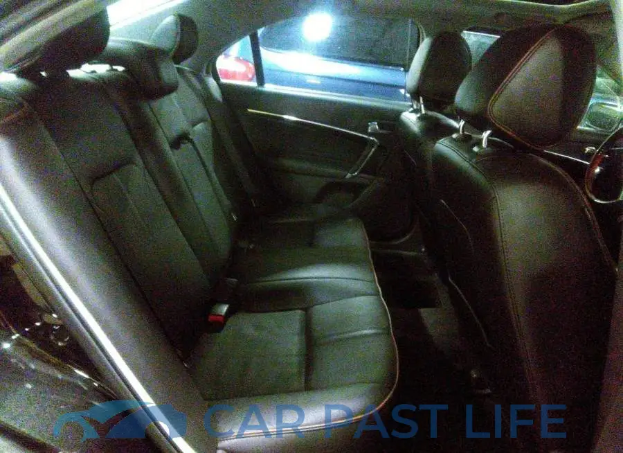 3LNHL2JC8CR815335# 8