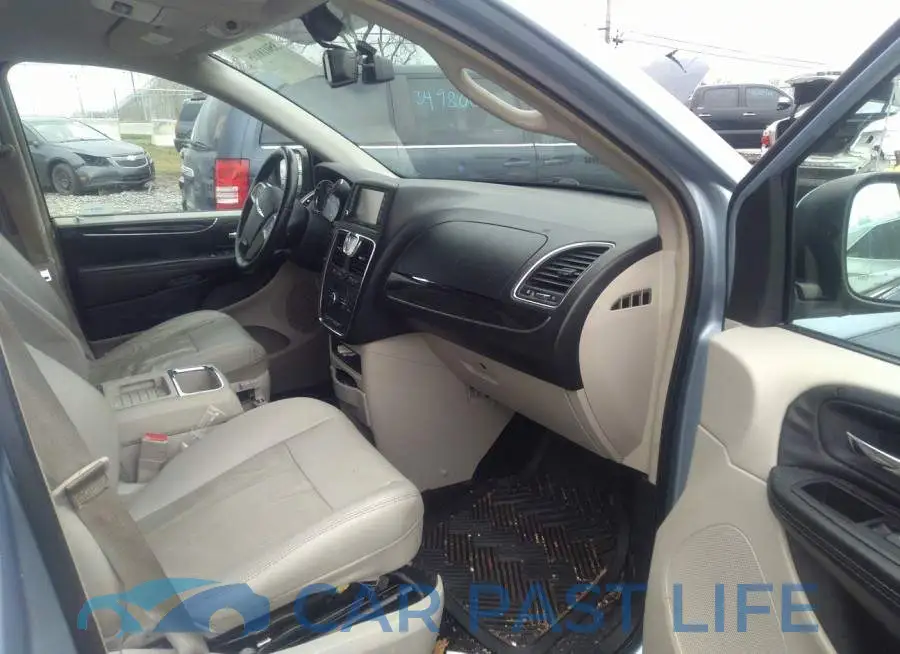 2C4RC1CGXCR363106# 5