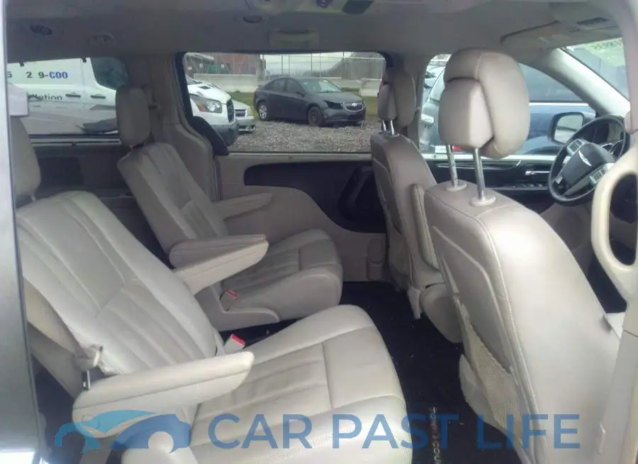2C4RC1CGXCR363106# 8