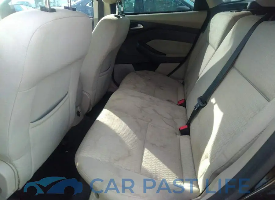 1FAHP3M26CL367988# 8