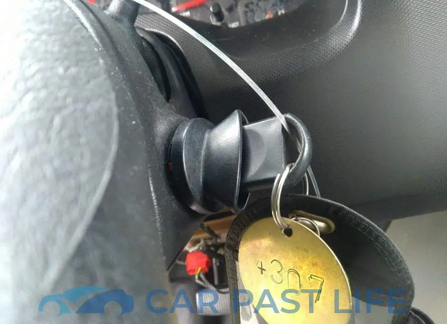 1FDSS3ES5CDA00499# 11