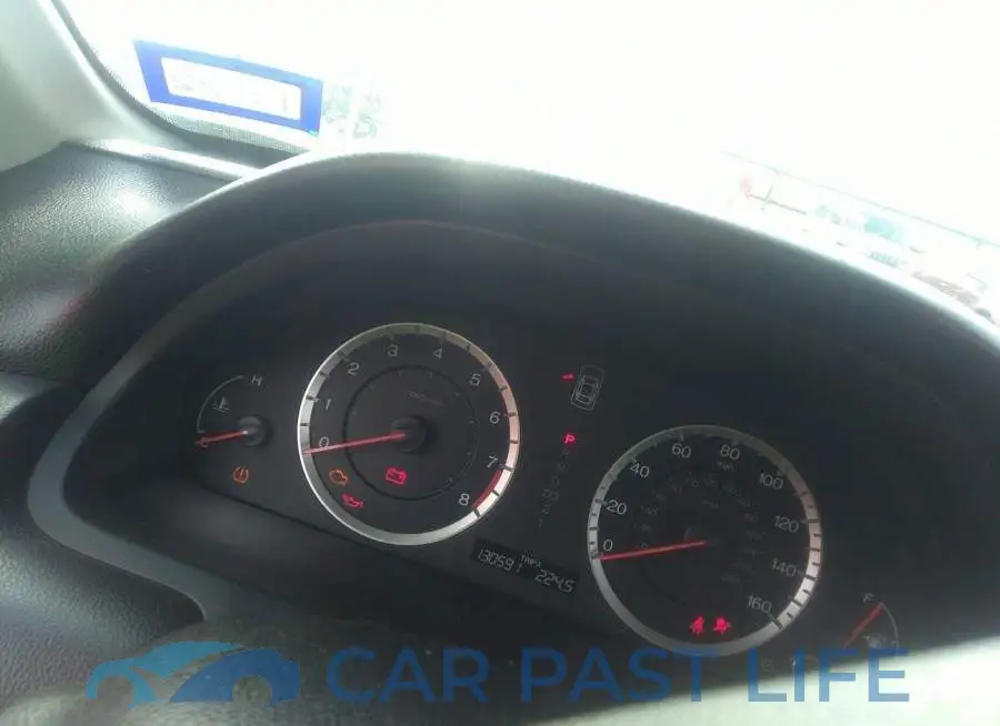 1HGCS1B82CA004163# 7