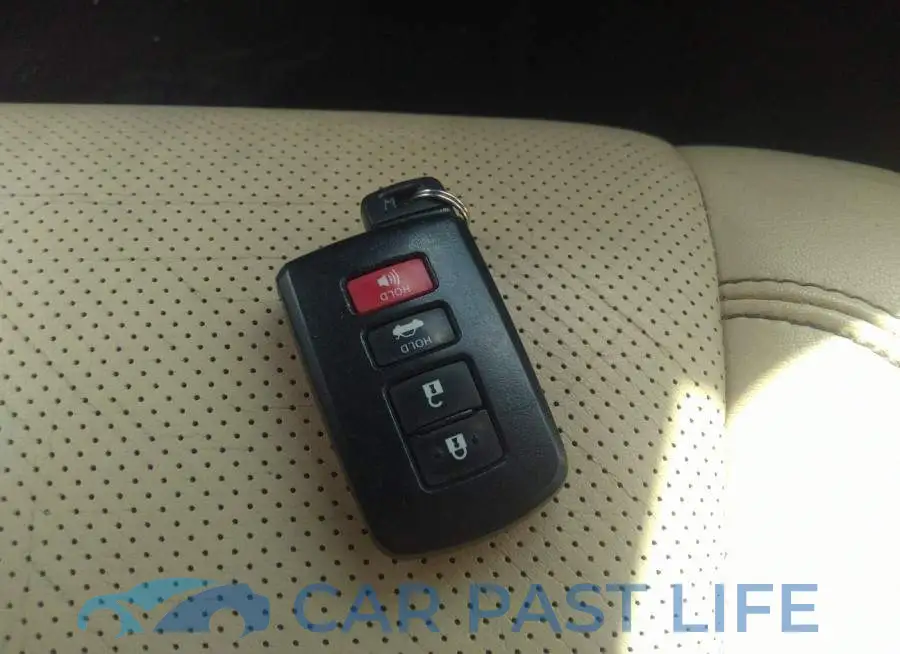 4T1BK1EB3EU108689# 11