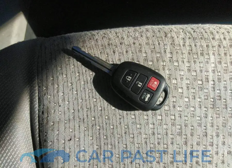 4T4BF1FK8CR257010# 11