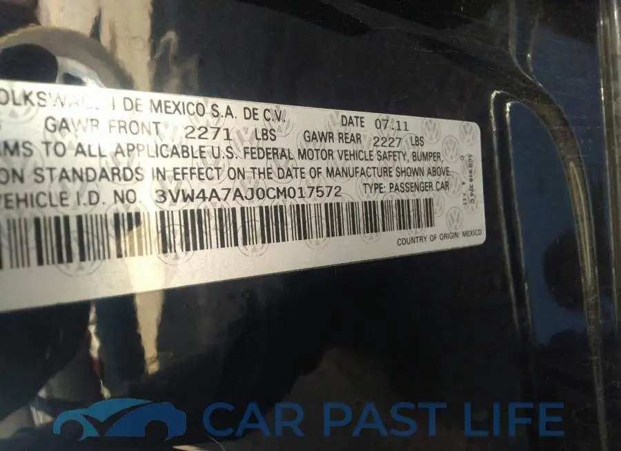 3VW4A7AJ0CM017572# 9