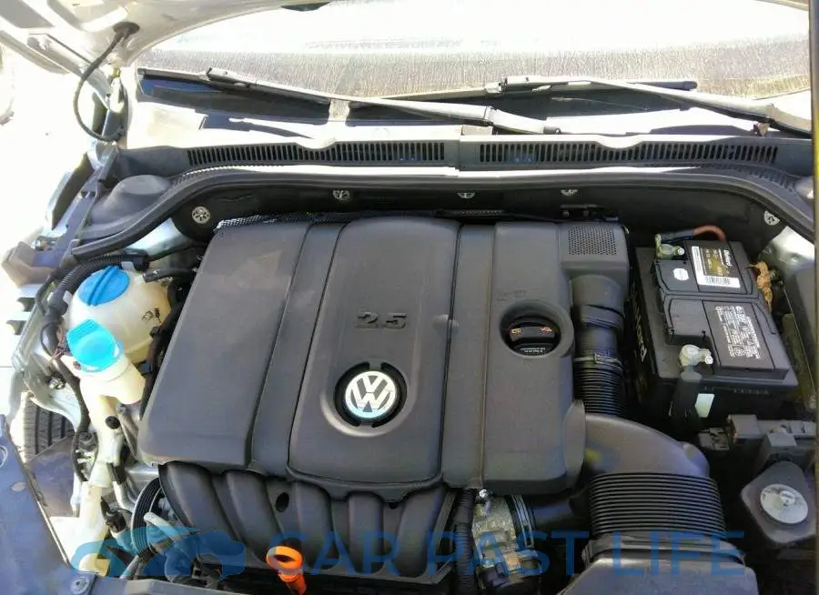 3VWDP7AJ8CM351119# 10